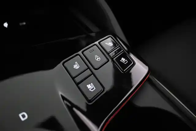 Vihreä Maastoauto, Kia Sportage – VAR-23467