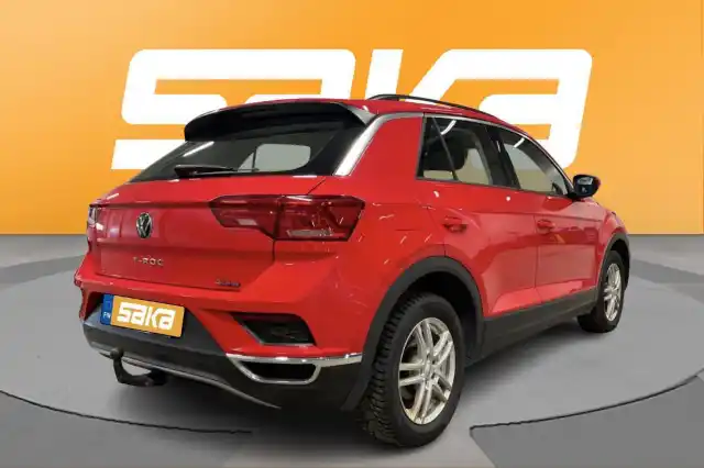 Punainen Maastoauto, Volkswagen T-Roc – VAR-23573