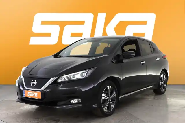 Musta Viistoperä, Nissan Leaf – VAR-23884