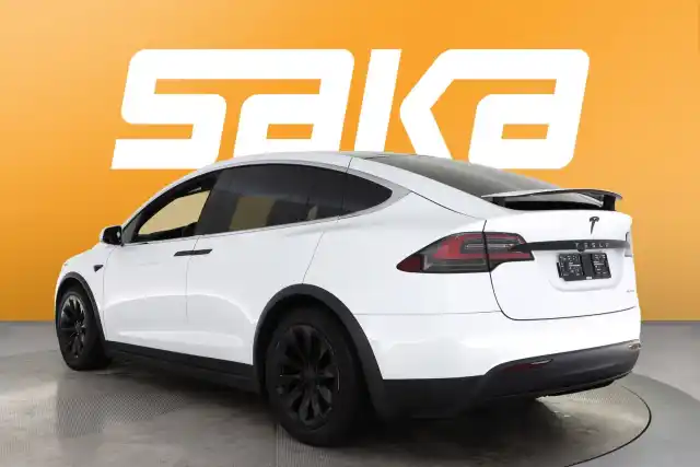 Valkoinen Maastoauto, Tesla Model X – VAR-23957