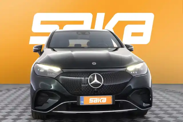 Vihreä Maastoauto, Mercedes-Benz EQE SUV – VAR-24007