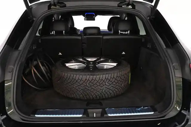 Vihreä Maastoauto, Mercedes-Benz EQE SUV – VAR-24007