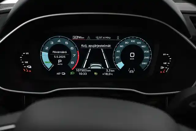Harmaa Maastoauto, Audi Q3 – VAR-24137