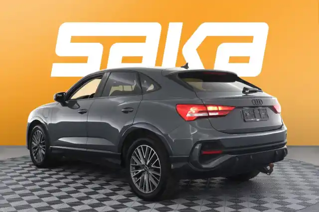 Harmaa Maastoauto, Audi Q3 – VAR-24137