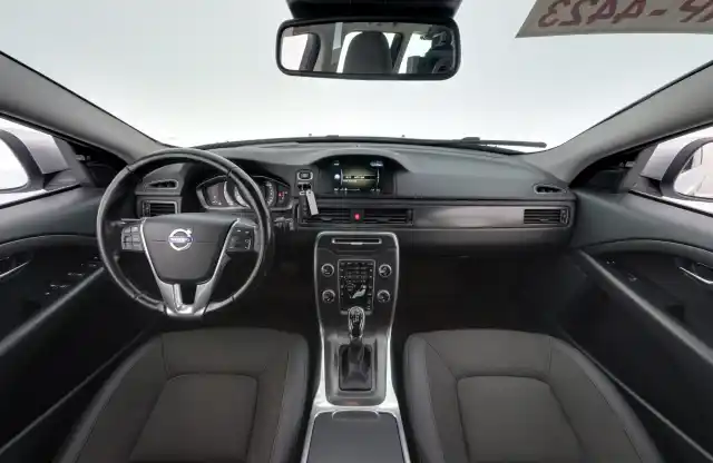 Harmaa Farmari, Volvo XC70 – VAR-241883