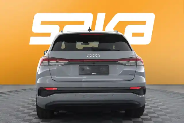 Harmaa Maastoauto, Audi Q4 e-tron – VAR-24302