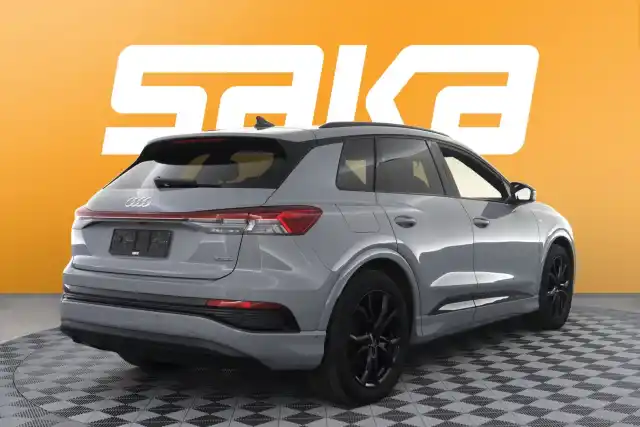 Harmaa Maastoauto, Audi Q4 e-tron – VAR-24302