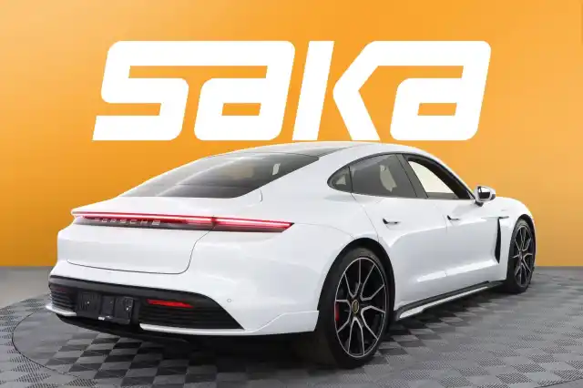 Valkoinen Sedan, Porsche Taycan – VAR-24385
