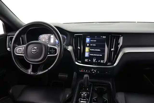 Musta Farmari, Volvo V60 – VAR-24419