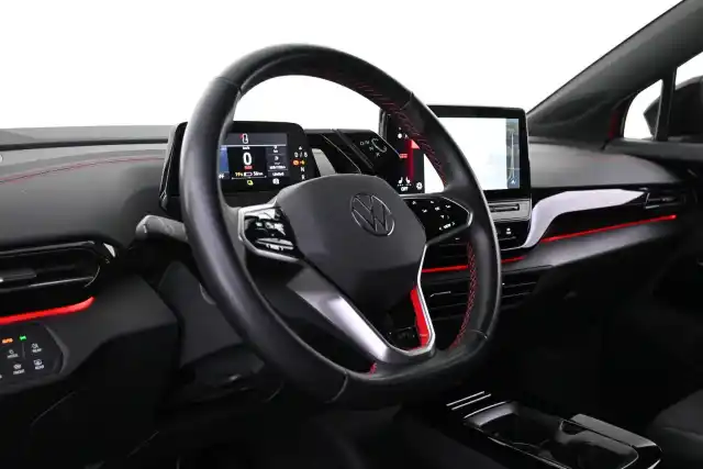 Punainen Maastoauto, Volkswagen ID.4 – VAR-24554