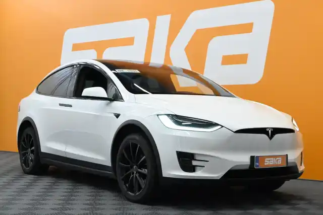 Musta Maastoauto, Tesla Model X – VAR-24588