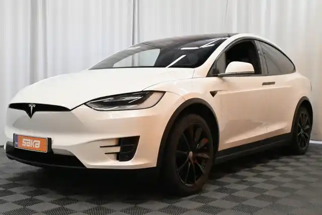 Musta Maastoauto, Tesla Model X – VAR-24588