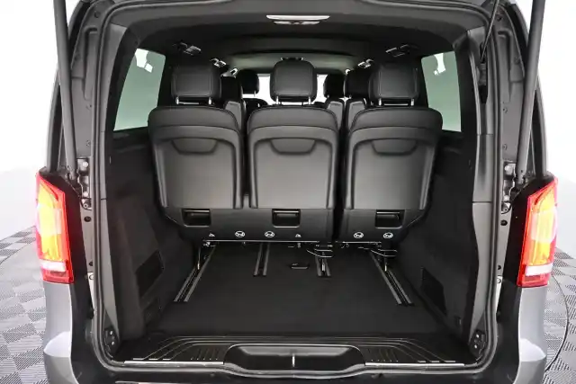 Musta Tila-auto, Mercedes-Benz EQV – VAR-24636