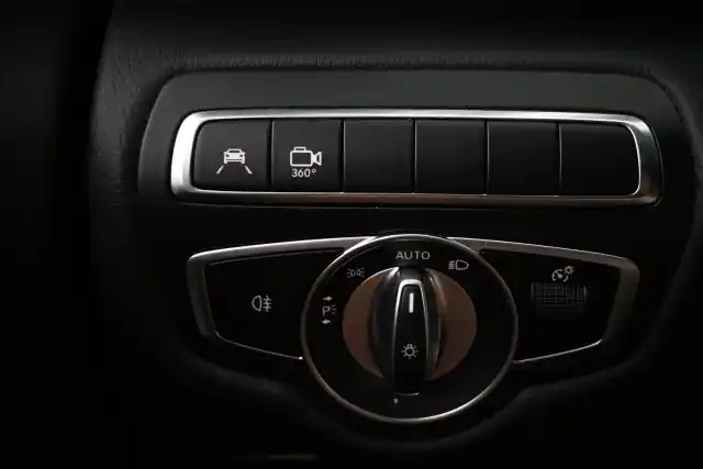Musta Tila-auto, Mercedes-Benz EQV – VAR-24636