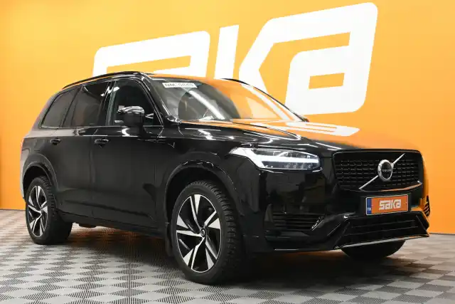 Musta Maastoauto, Volvo XC90 – VAR-24819