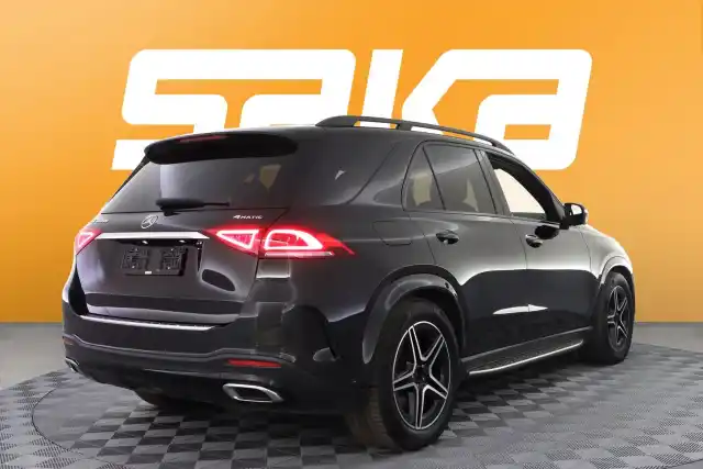 Musta Maastoauto, Mercedes-Benz GLE – VAR-24906