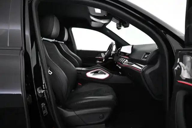 Musta Maastoauto, Mercedes-Benz GLE – VAR-24906