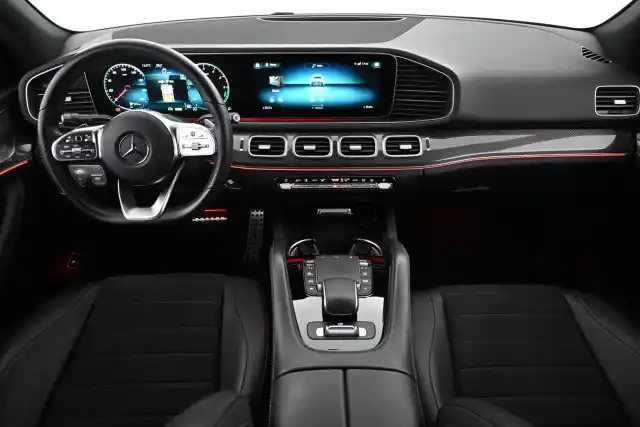 Musta Maastoauto, Mercedes-Benz GLE – VAR-24906