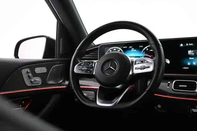 Musta Maastoauto, Mercedes-Benz GLE – VAR-24906