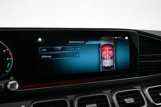 Musta Maastoauto, Mercedes-Benz GLE – VAR-24906