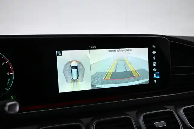Musta Maastoauto, Mercedes-Benz GLE – VAR-24906