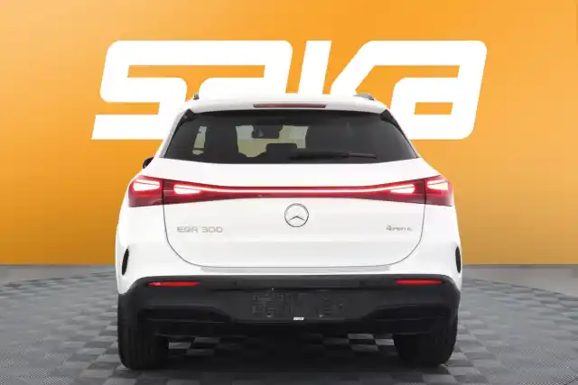 Valkoinen Maastoauto, Mercedes-Benz EQA – VAR-24910