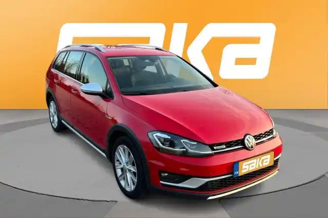Punainen Farmari, Volkswagen Golf – VAR-24962