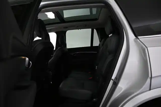 Hopea Maastoauto, Volvo XC90 – VAR-25096