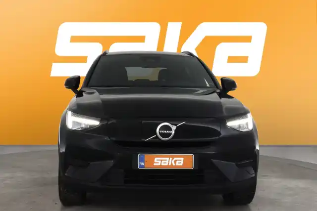 Musta Maastoauto, Volvo XC40 – VAR-25250