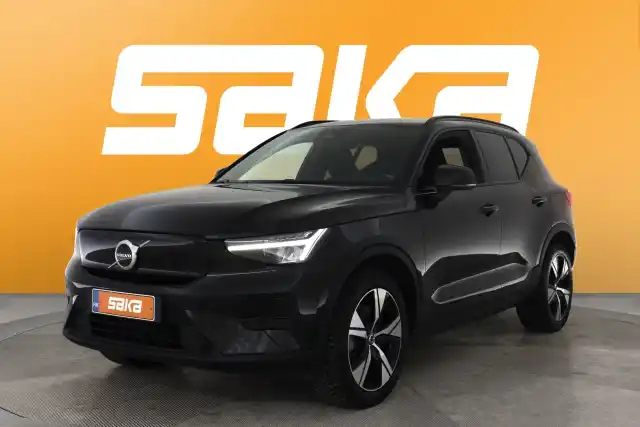 Musta Maastoauto, Volvo XC40 – VAR-25250