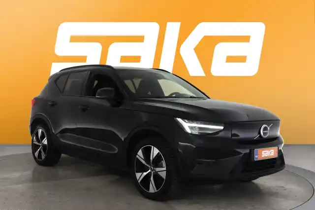 Musta Maastoauto, Volvo XC40 – VAR-25250