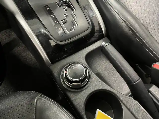  Avolava, Mitsubishi L200 – VAR-25392