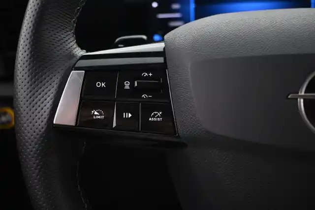 Sininen Viistoperä, Opel Astra – VAR-25416