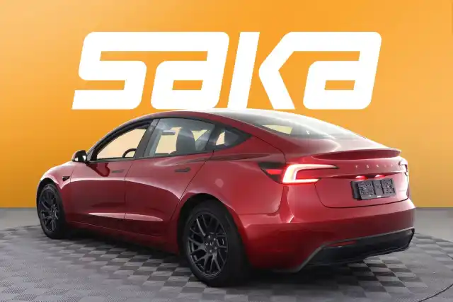 Punainen Sedan, Tesla Model 3 – VAR-25445