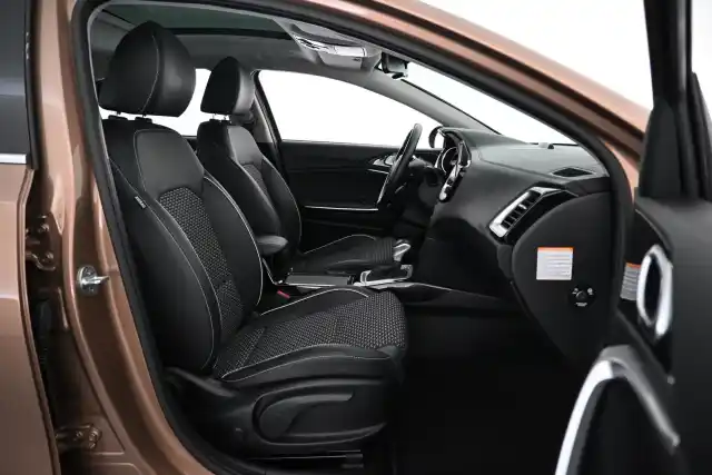 Ruskea Viistoperä, Kia XCeed – VAR-25474