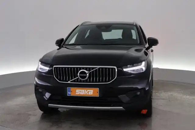 Musta Maastoauto, Volvo XC40 – VAR-25477