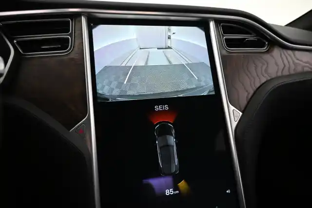 Musta Sedan, Tesla Model S – VAR-25781