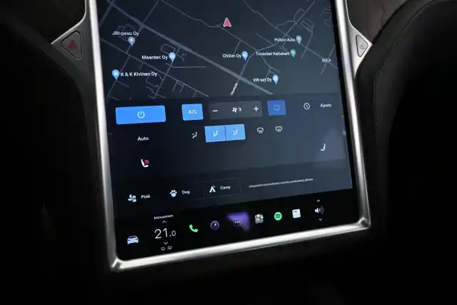Musta Sedan, Tesla Model S – VAR-25781