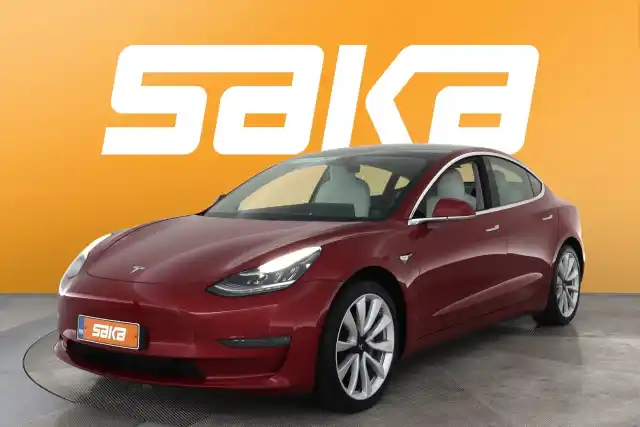 Punainen Sedan, Tesla Model 3 – VAR-25830