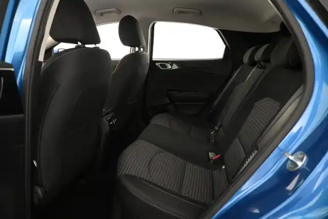 Sininen Viistoperä, Kia XCeed – VAR-26182