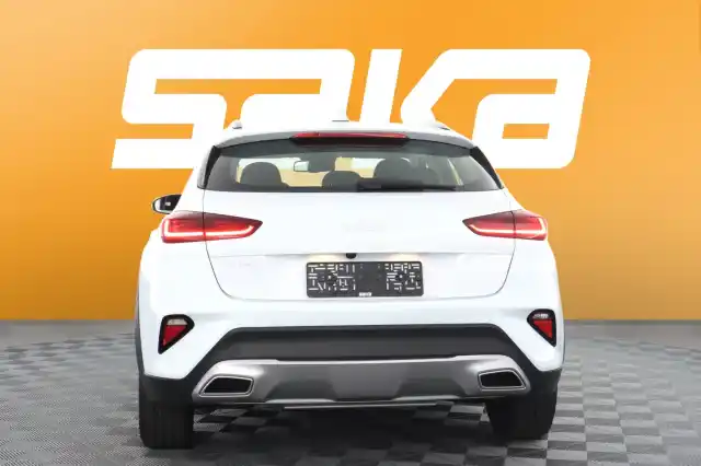 Valkoinen Viistoperä, Kia XCeed – VAR-26186