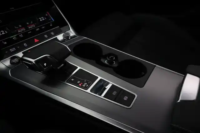 Musta Farmari, Audi A6 – VAR-26192