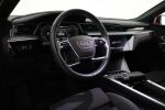 Punainen Maastoauto, Audi Q8 e-tron – VAR-26220, kuva 13