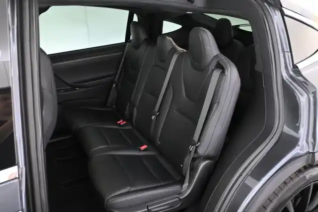 Harmaa Maastoauto, Tesla Model X – VAR-26496