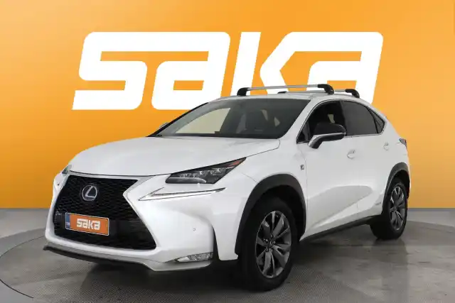 Valkoinen Maastoauto, Lexus NX – VAR-26635