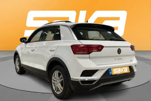 Valkoinen Maastoauto, Volkswagen T-Roc – VAR-26939
