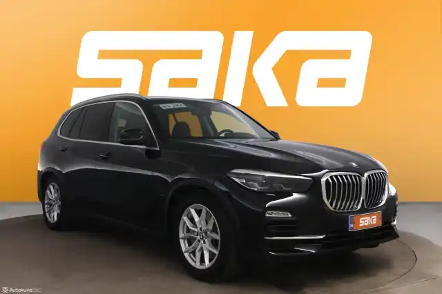 Musta Maastoauto, BMW X5 – VAR-27098