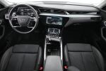 Valkoinen Maastoauto, Audi e-tron – VAR-27407, kuva 15