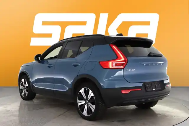 Sininen Maastoauto, Volvo XC40 – VAR-27567