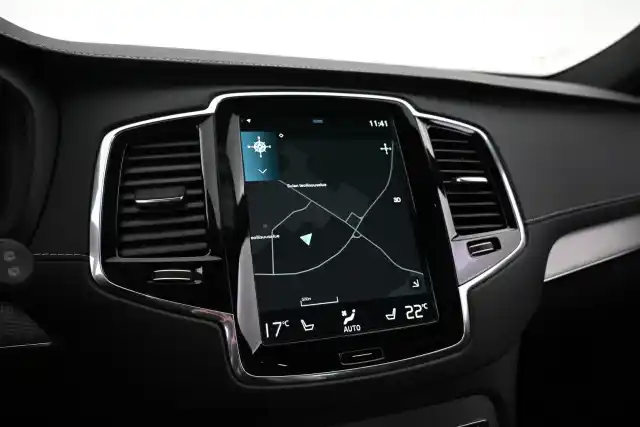 Musta Maastoauto, Volvo XC90 – VAR-27649